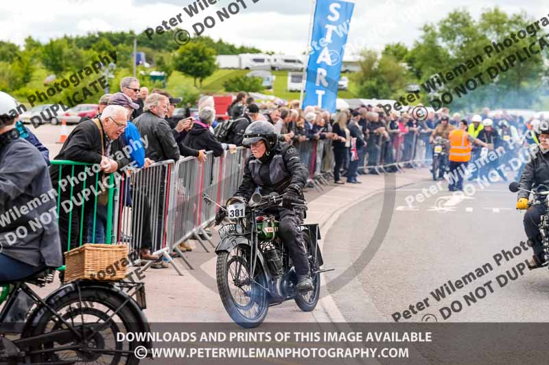 Vintage motorcycle club;eventdigitalimages;no limits trackdays;peter wileman photography;vintage motocycles;vmcc banbury run photographs